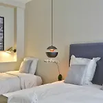 아파트 70 - Authentic Parisian Flat *
