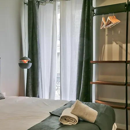 70 - Authentic Parisian Flat *