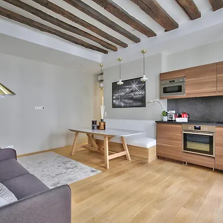 70 - Authentic Parisian Flat *