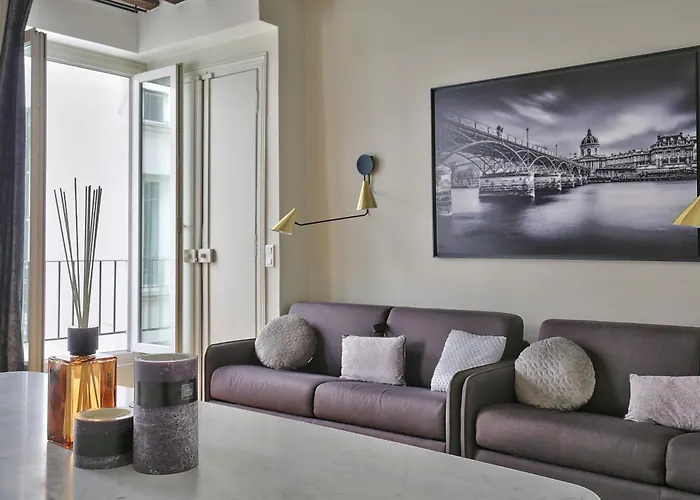 70 - Authentic Parisian Flat *