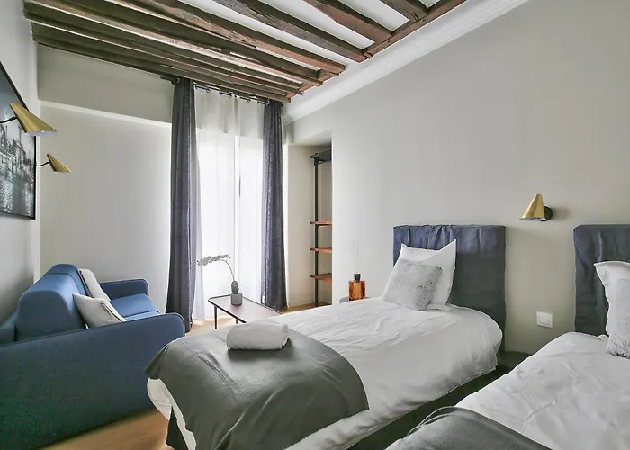 70 - Authentic Parisian Flat *