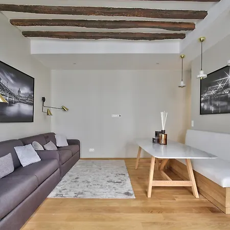 70 - Authentic Parisian Flat *